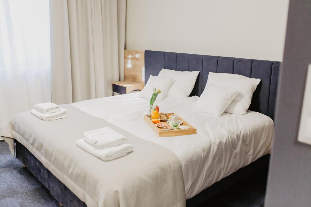 Molto Bene Hotel & Restaurant Skorcz Ngoại thất bức ảnh